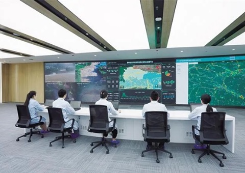 实景三维为陕西秦岭；げ迳稀笆滞场