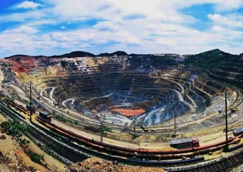 竞价341次，辽宁一磷铁矿出让额超1.4亿