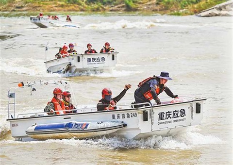 超大城市现代化治理，沉庆更佑装数”