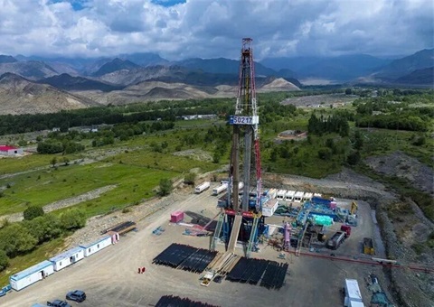 新疆加快推动柴窝堡凹陷北缘油气勘探，有望形成大型油气田